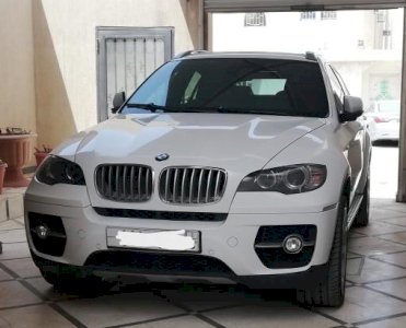 BMW X 6 ابيض 2011