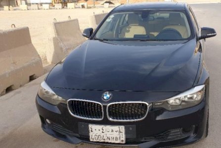 bmw 320i اسود 2012