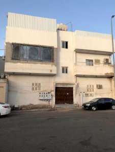 عمارة للبيع في حي القبلتين