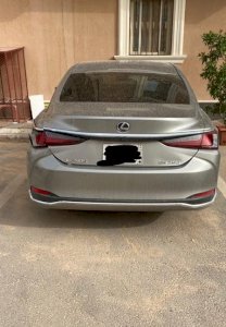 لكزس 2019 es250 للبيع 