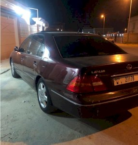 للبيع لكزس 430 مودل 2001 