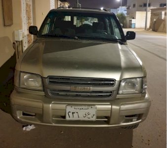 للبيع ايسوزو  اسندر  2000