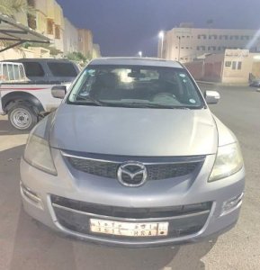 للبيع مازدا  CX9 موديل  2008