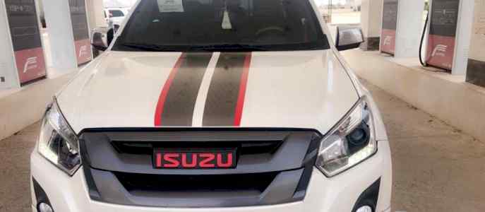 للبيع  ايسوزو  ديماكس 2018 