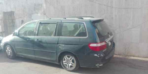 للبيع هوندا اوديسي 2005