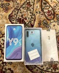 للبيع جوال Huawei  Y9s كرستال 128 غيغا