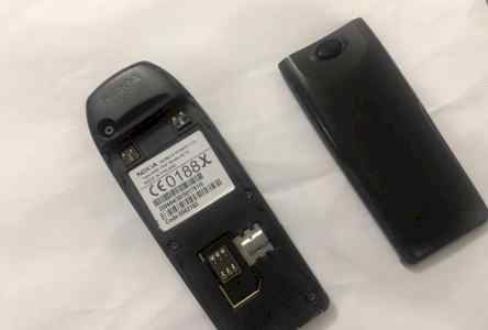 للبيع جهاز Nokia الرهيب نظيف