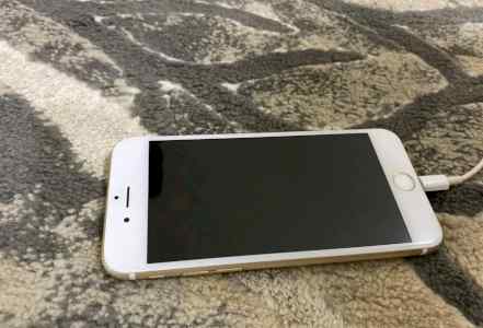 IPhone 6 اس ذاكرته 64 غيغا للبيع