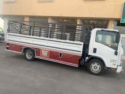 دينا نقل عفش داخل الرياض 0533192437