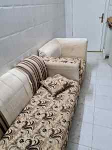 محلات شراء اثاث مستعمل حي المروج 0531962069
