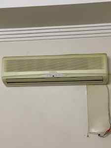 شراء اثاث مستعمل حي العريجاء 0570382726 
